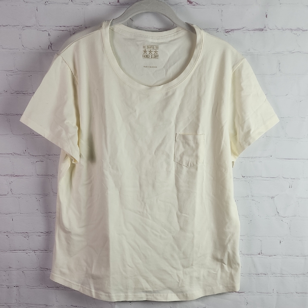 Fades Glory Cream XL Pocket Tee